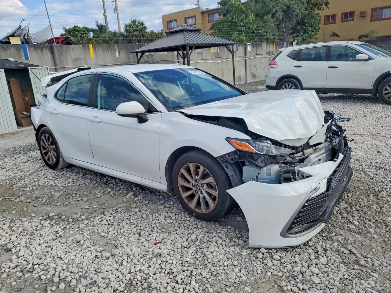 2023 Toyota Camry Le - Image 4