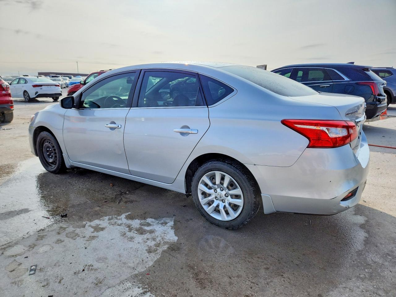 2019 Nissan Sentra S - Фото 2