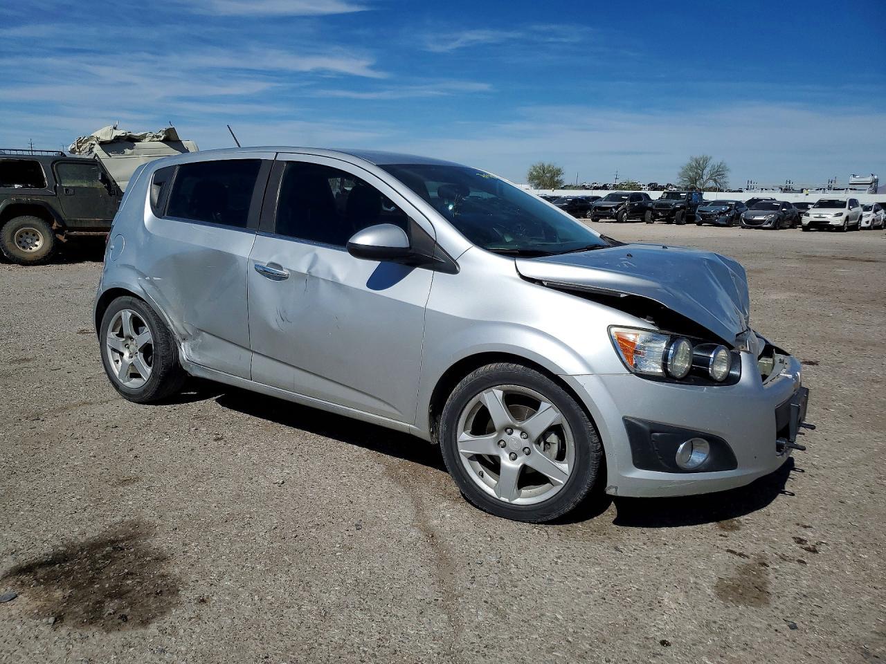 2015 Chevrolet Sonic Ltz - Image 4