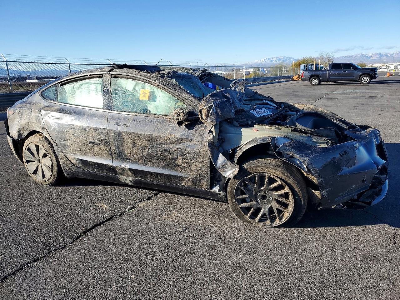 2025 Tesla Model 3 - Image 4