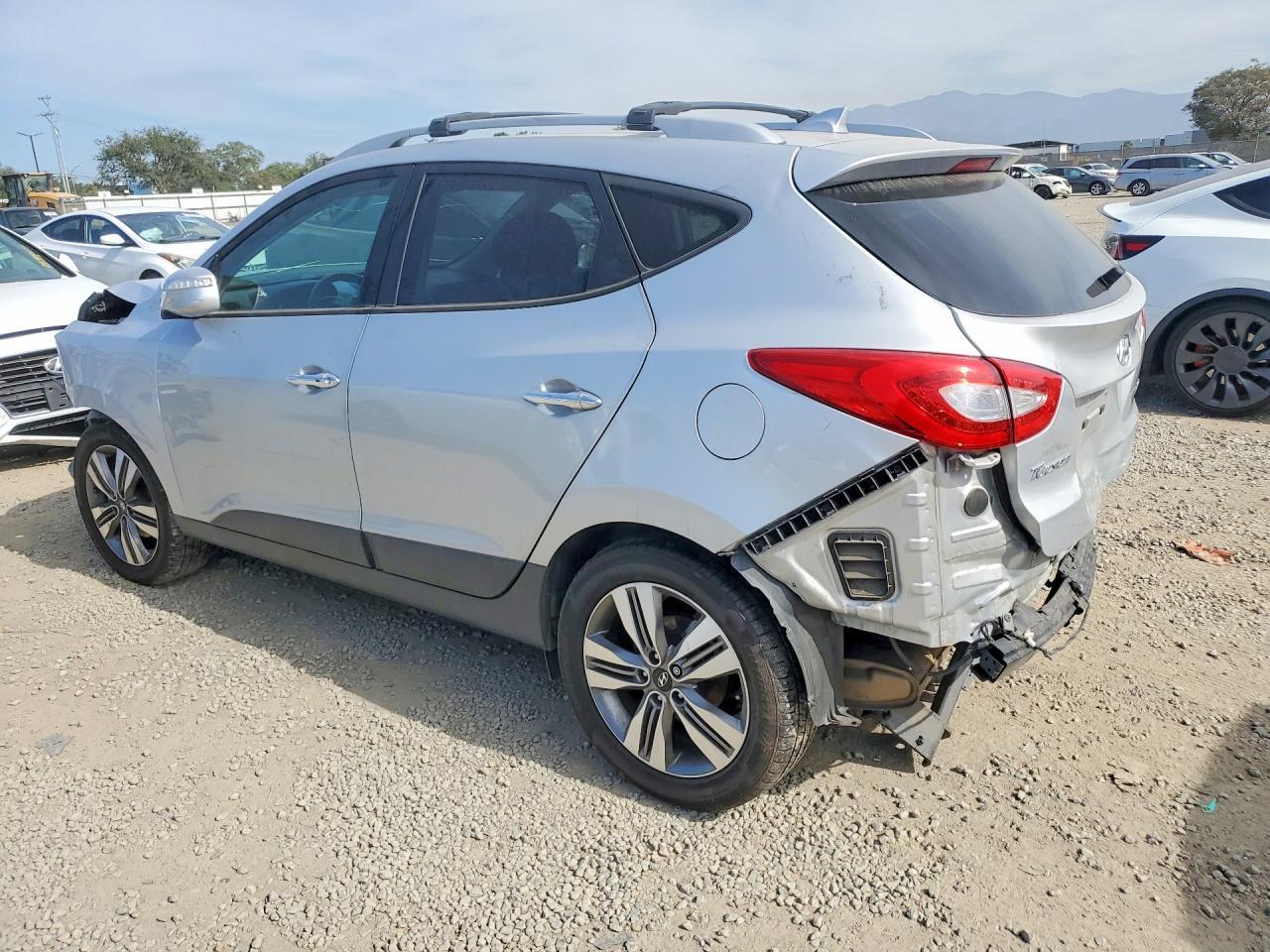 2015 Hyundai Tucson Limited - Фото 2