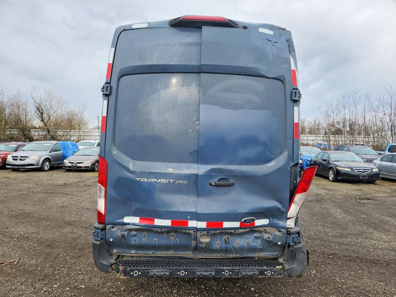 2019 Ford Transit 250 Delivery Van - Фото 6