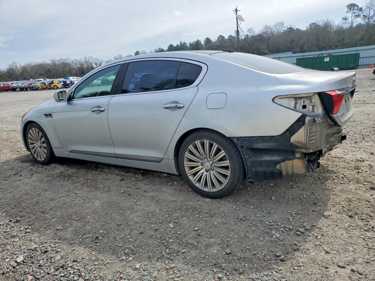 2015 Kia K900 - Image 2
