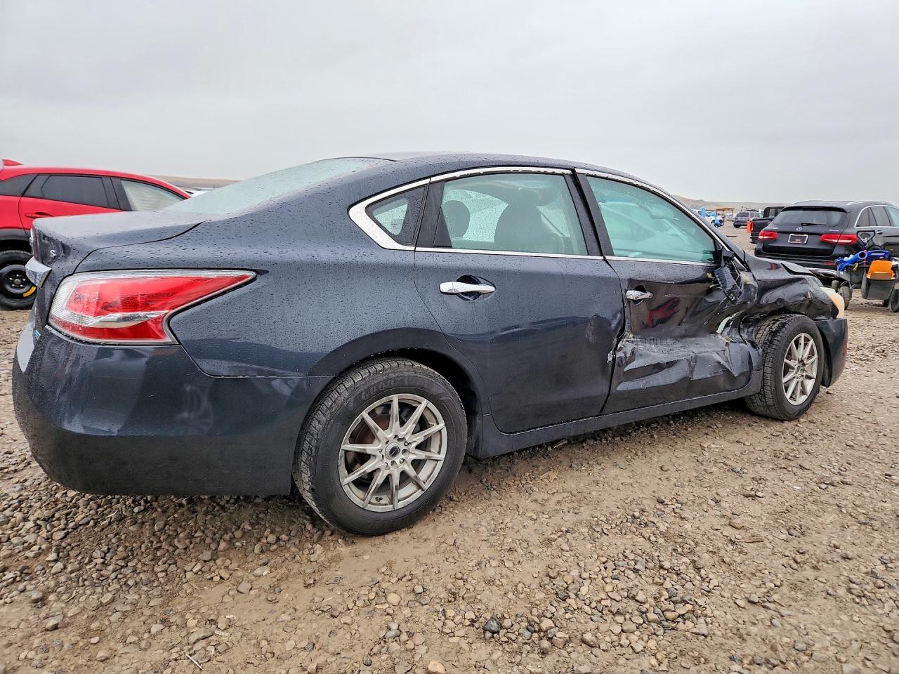 2014 Nissan Altima 2.5 - Image 3