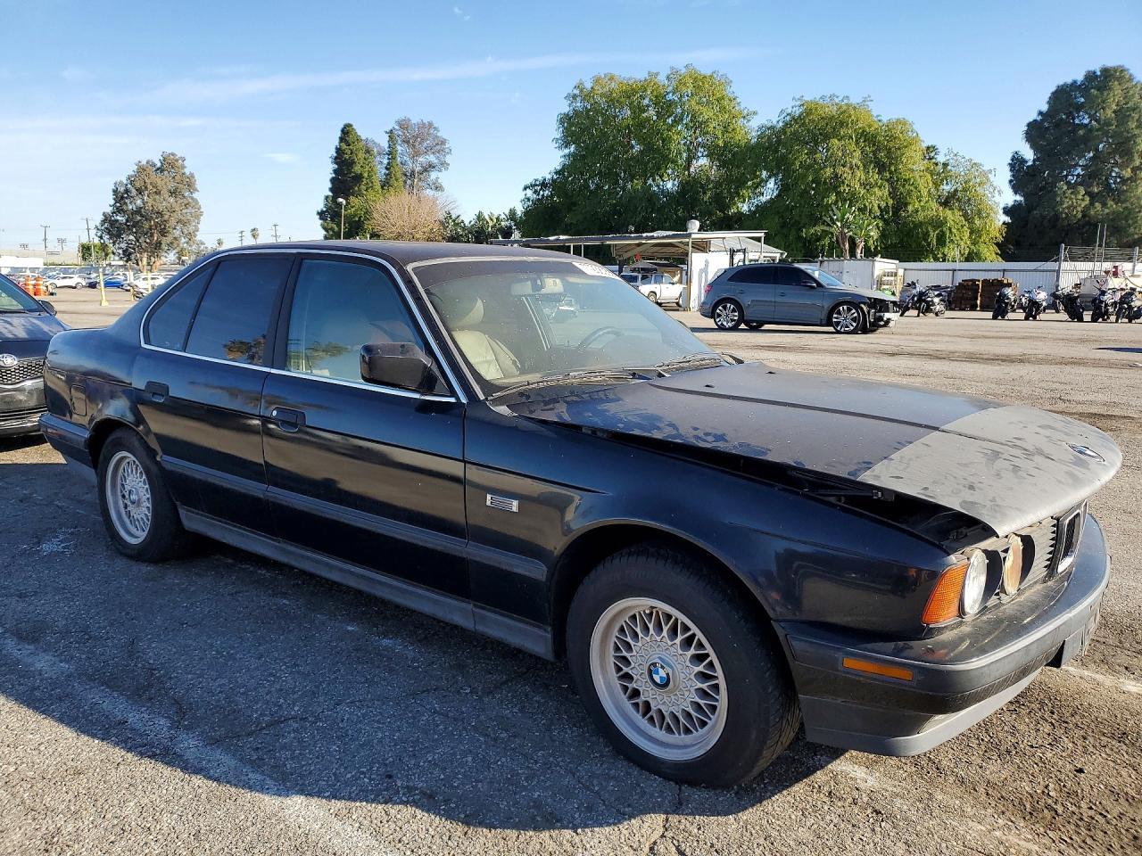 1988 BMW 3 Series - Фото 4