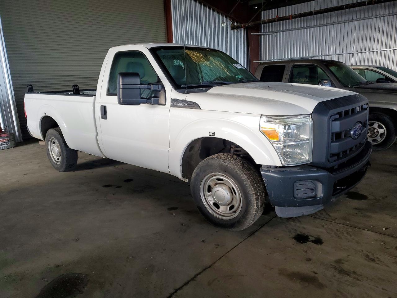 2013 Ford F250 Super - Image 4