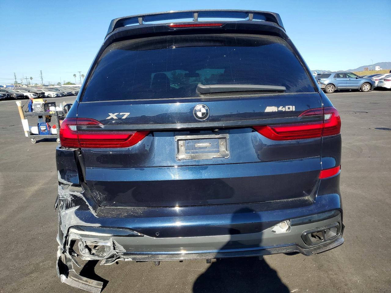 2020 BMW X7 xDrive40I - Image 6