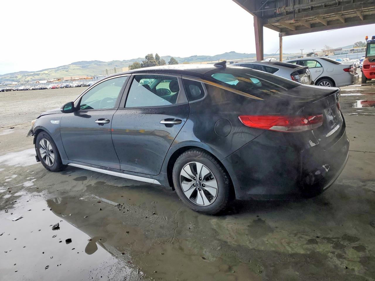 2017 Kia Optima Hybrid - Фото 2