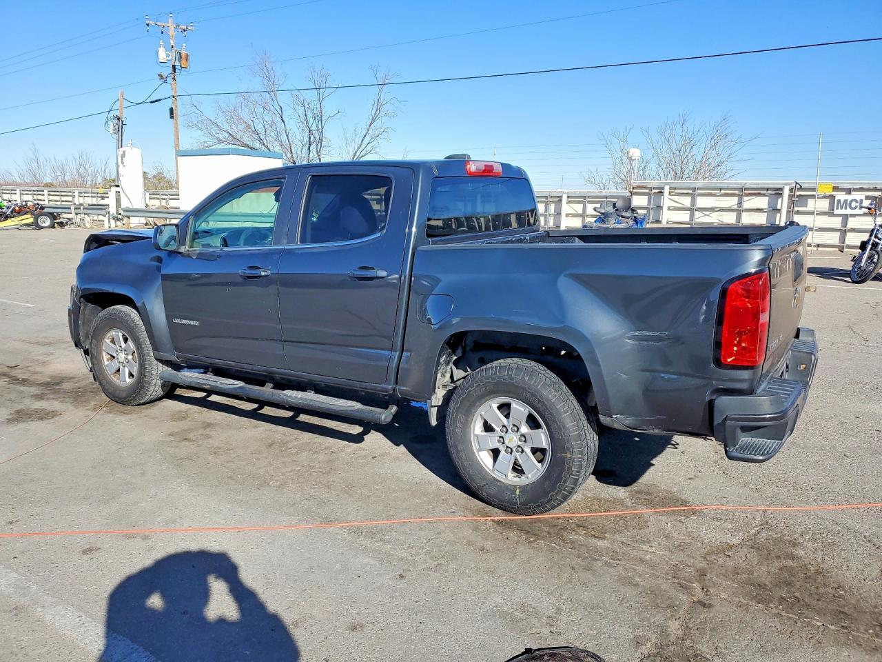 2016 Chevrolet Colorado - Фото 2