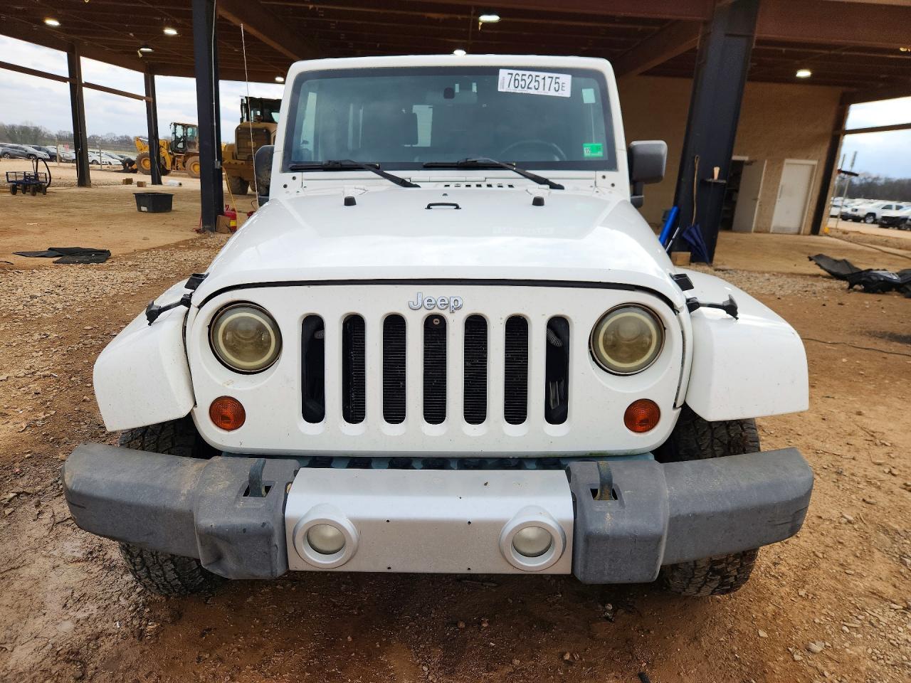 2010 Jeep Wrangler Unlimited Sahara - Фото 5
