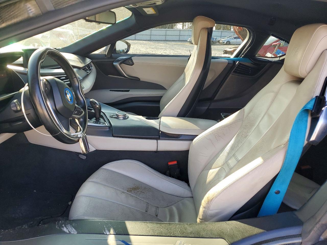2015 BMW I8 - Фото 7