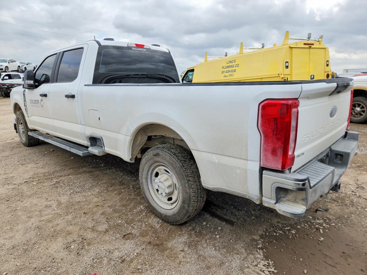 2025 Ford F250 Super Duty - Фото 2