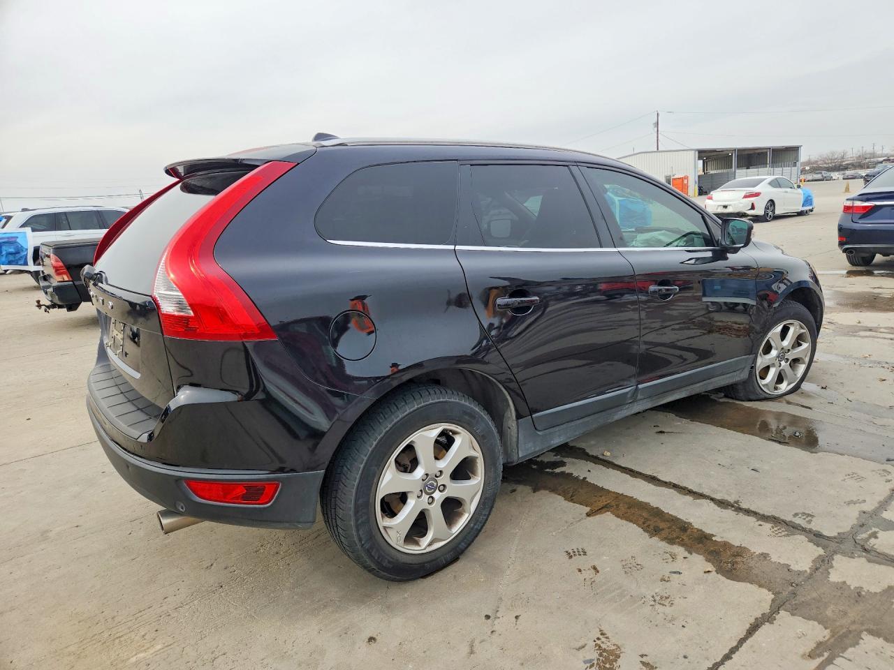 2013 Volvo Xc60 3.2 - Image 3