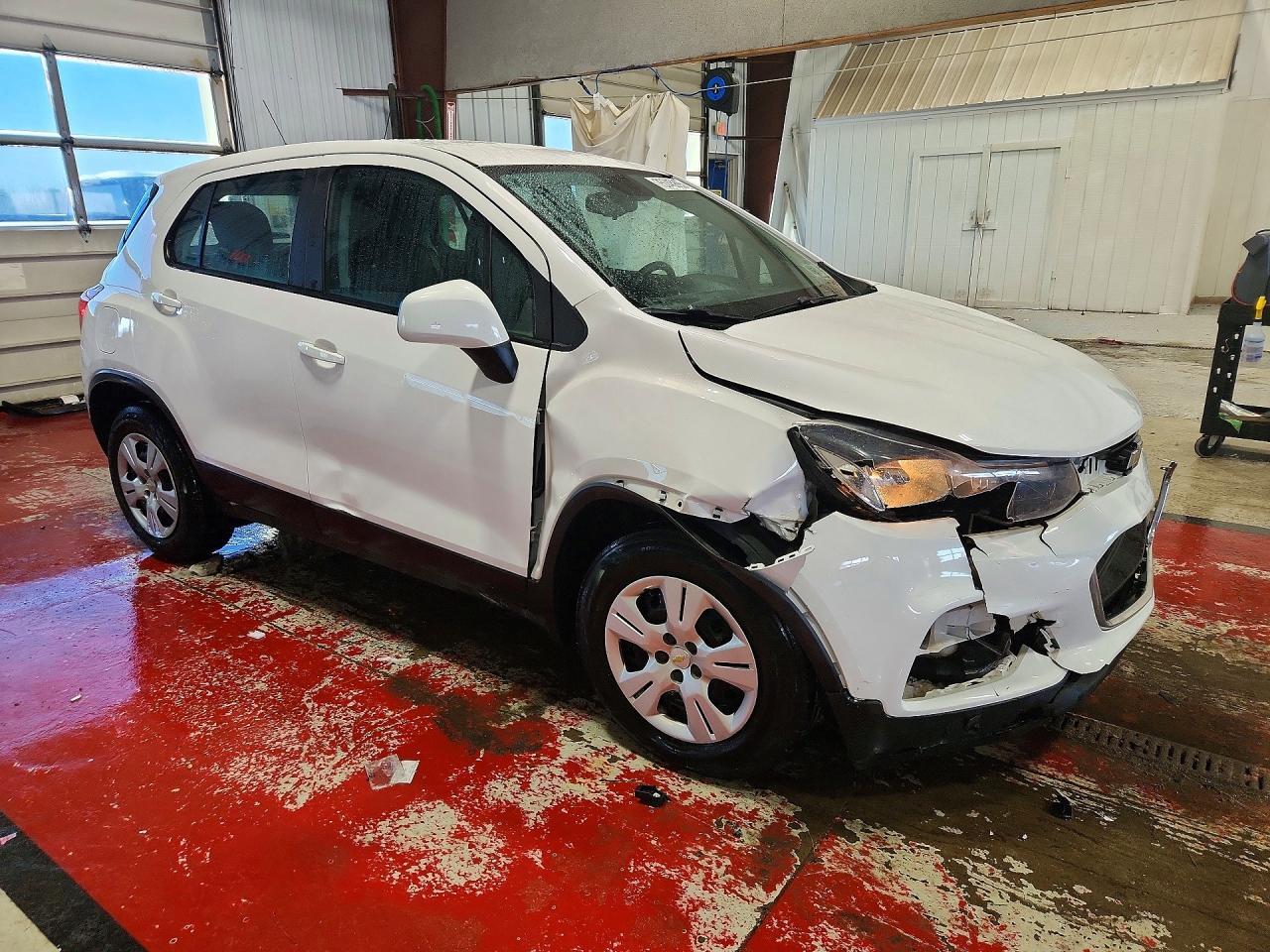 2019 Chevrolet Trax Ls - Image 4