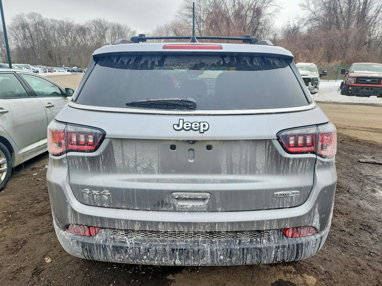 2017 Jeep Compass Latitude - Image 6