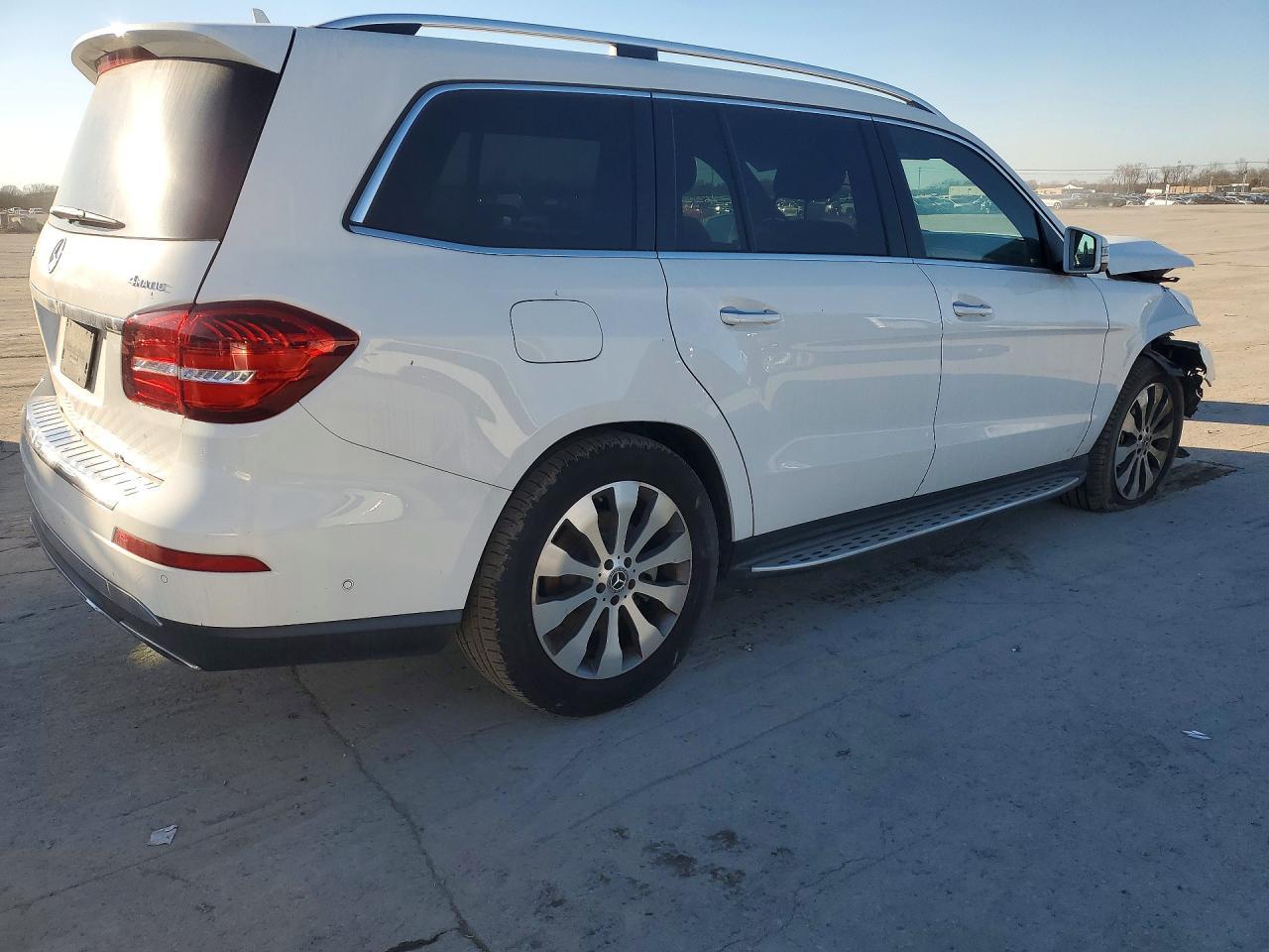 2018 Mercedes-Benz Gls 450 4Matic - Image 3