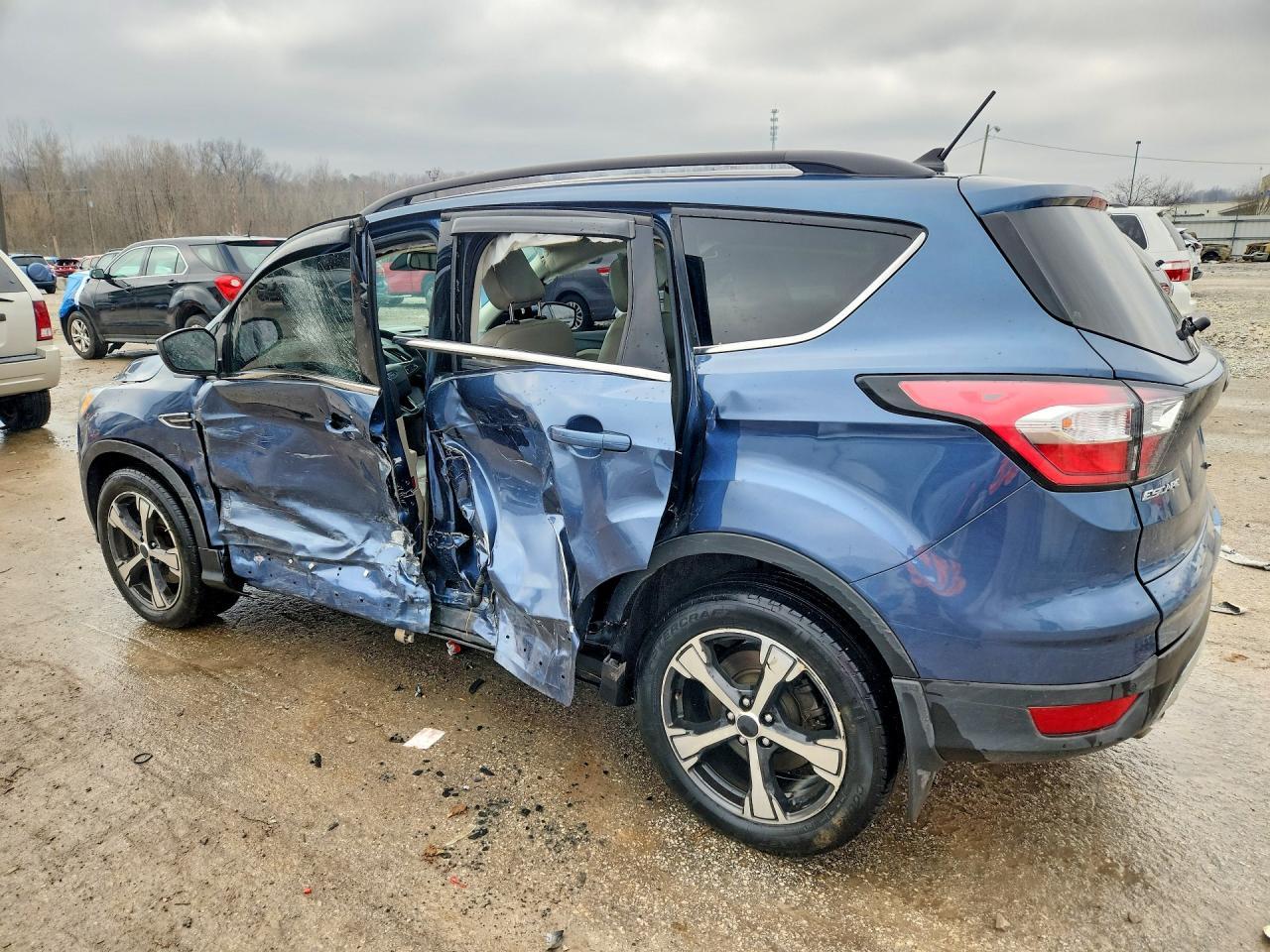 2018 Ford Escape Sel - Image 2