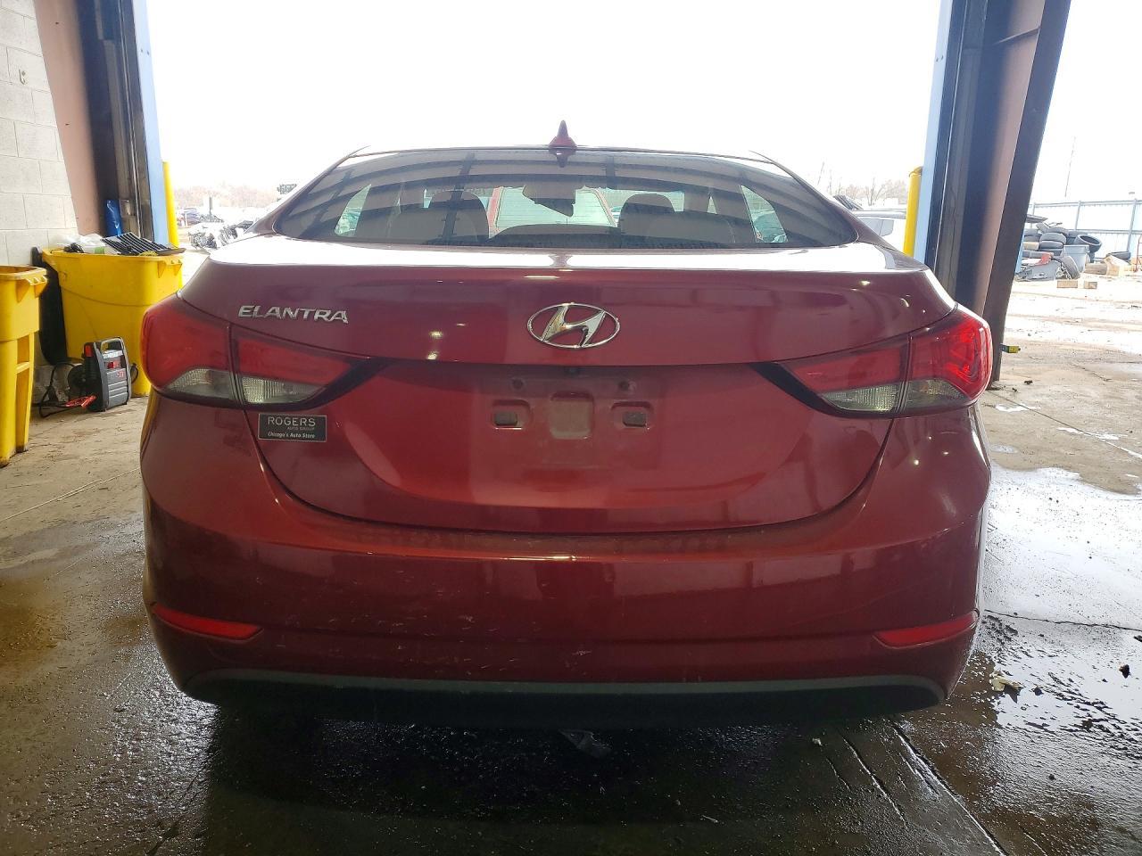 2014 Hyundai Elantra - Image 6