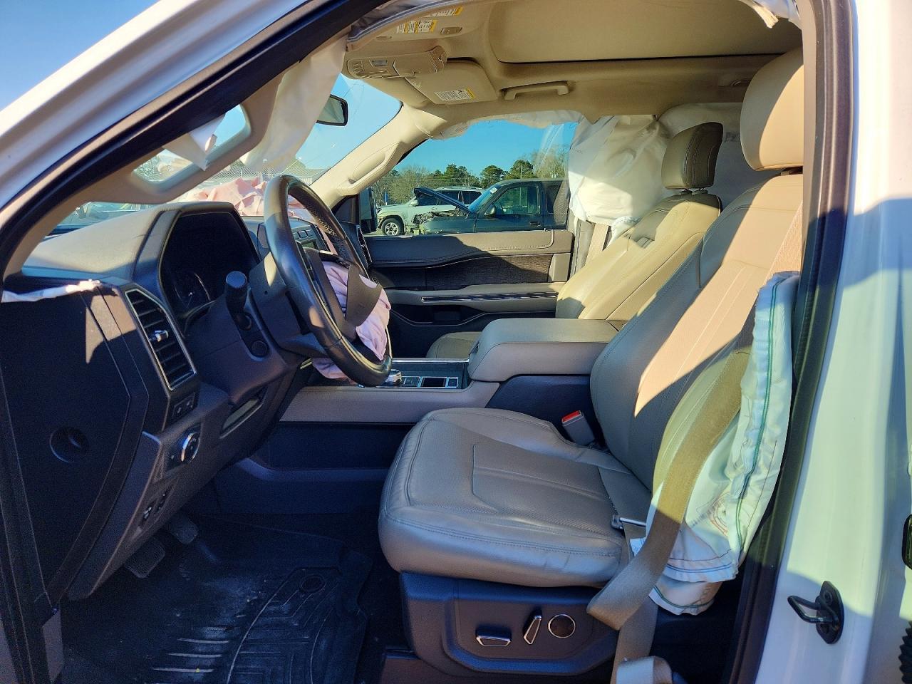 2019 Ford Expedition Max Limited - Image 7