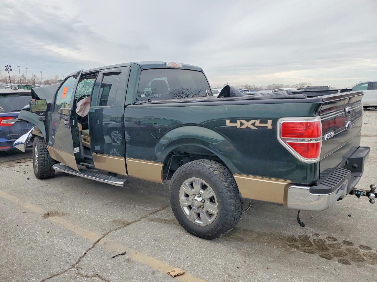 2012 Ford F150 Super Cab - Фото 2