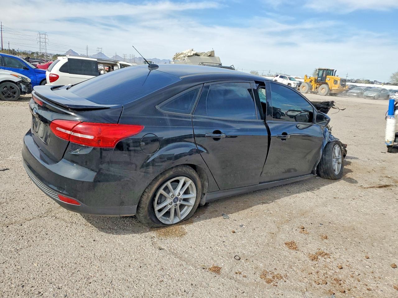 2018 Ford Focus Se - Фото 3