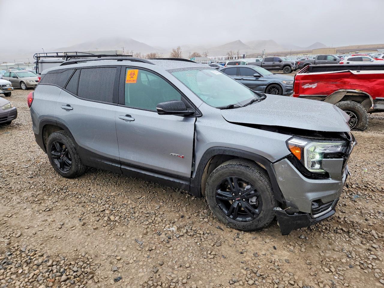 2023 GMC Terrain At4 - Фото 4