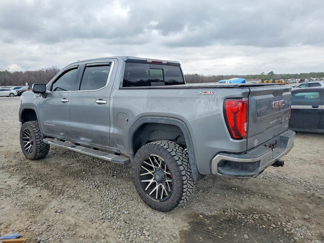 2019 GMC Sierra K1500 Slt - Фото 2