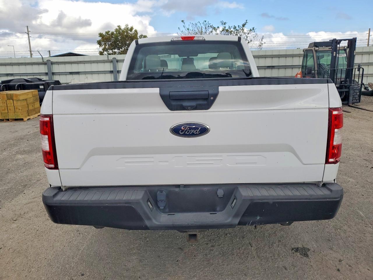 2018 Ford F150 Super Cab - Фото 6