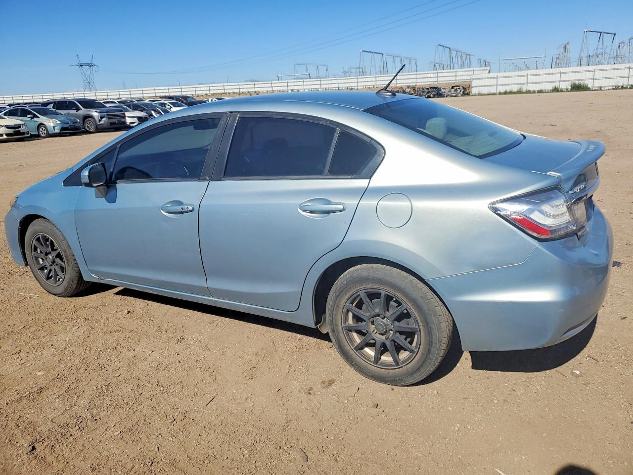 2015 Honda Civic Hybrid - Фото 2