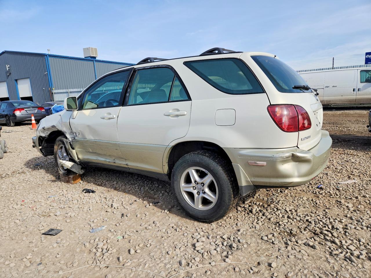 2000 Lexus Rx 300 Base - Image 2
