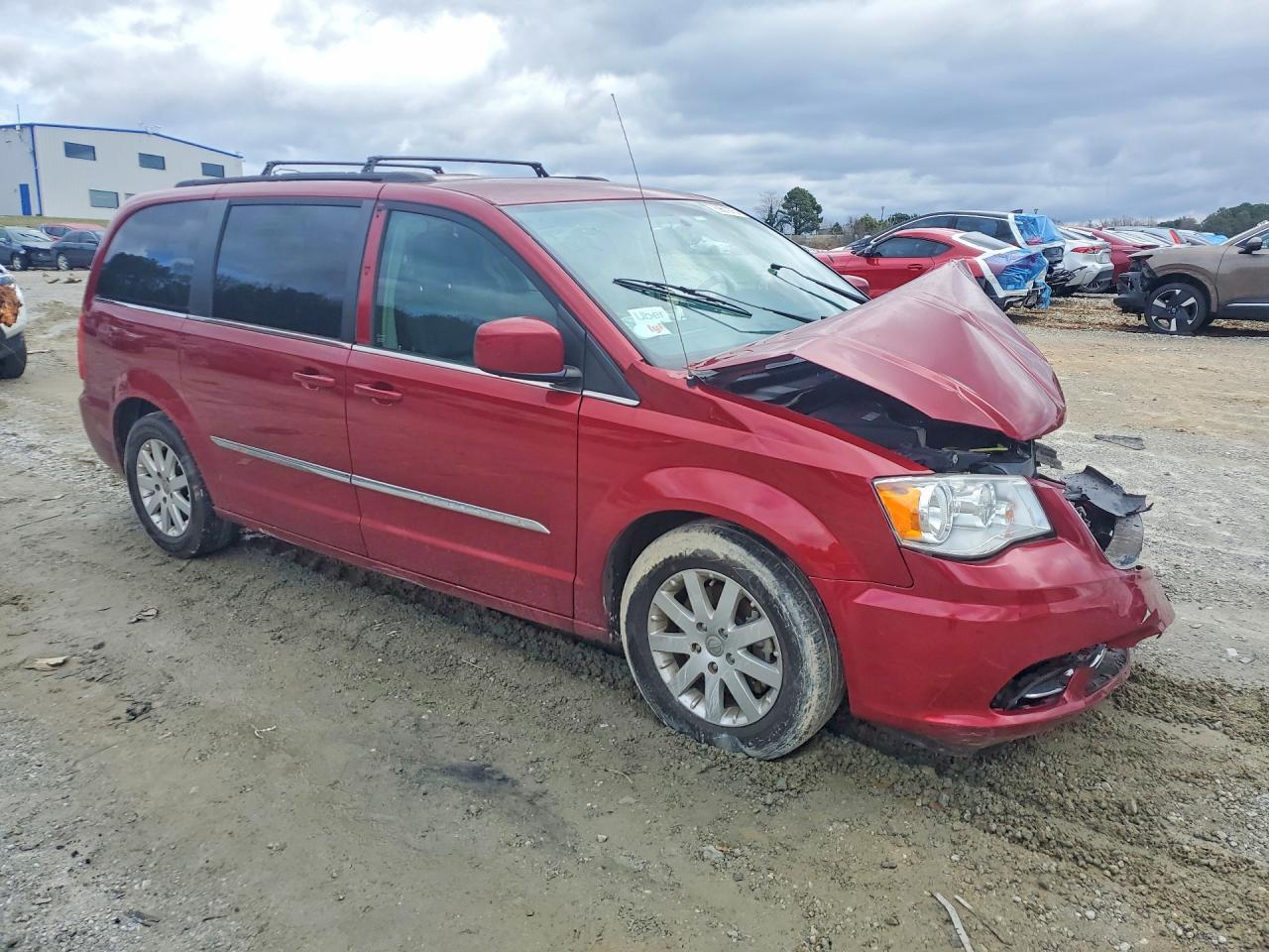 2015 Chrysler Town & Country Touring - Image 4