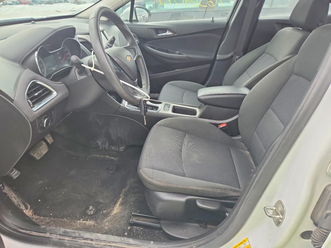 2017 Chevrolet Cruze Ls - Фото 7