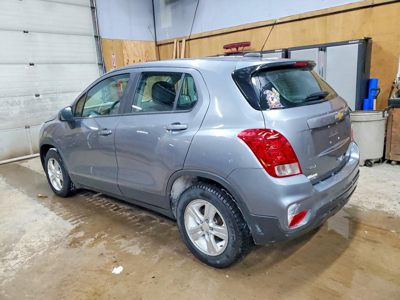 2020 Chevrolet Trax Ls - Фото 2