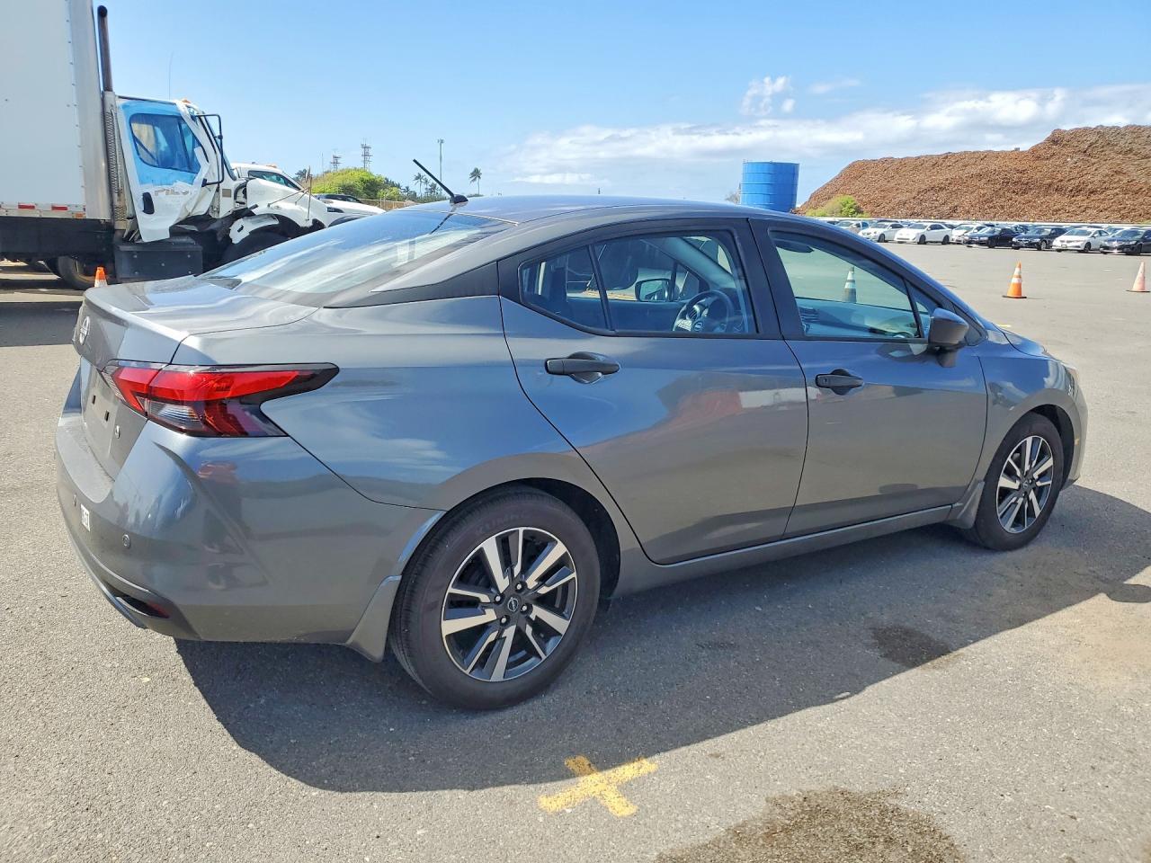 2025 Nissan Versa S - Image 3
