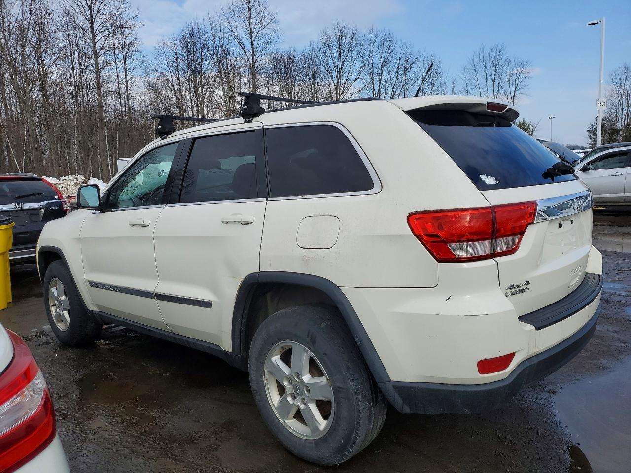 2012 Jeep Grand Cherokee Laredo - Image 2