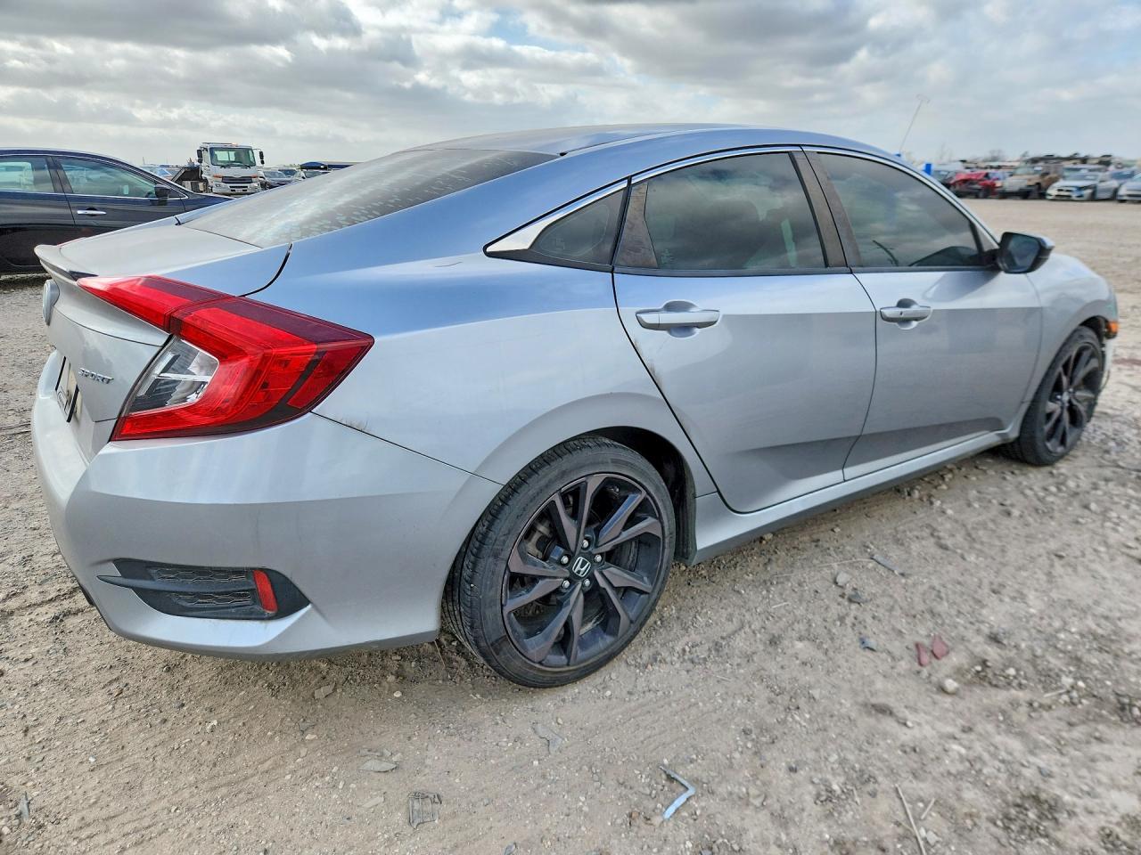 2019 Honda Civic Sport - Фото 3
