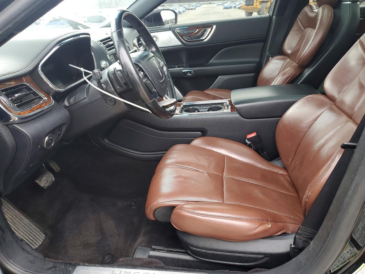 2018 Lincoln Continental Reserve - Image 7