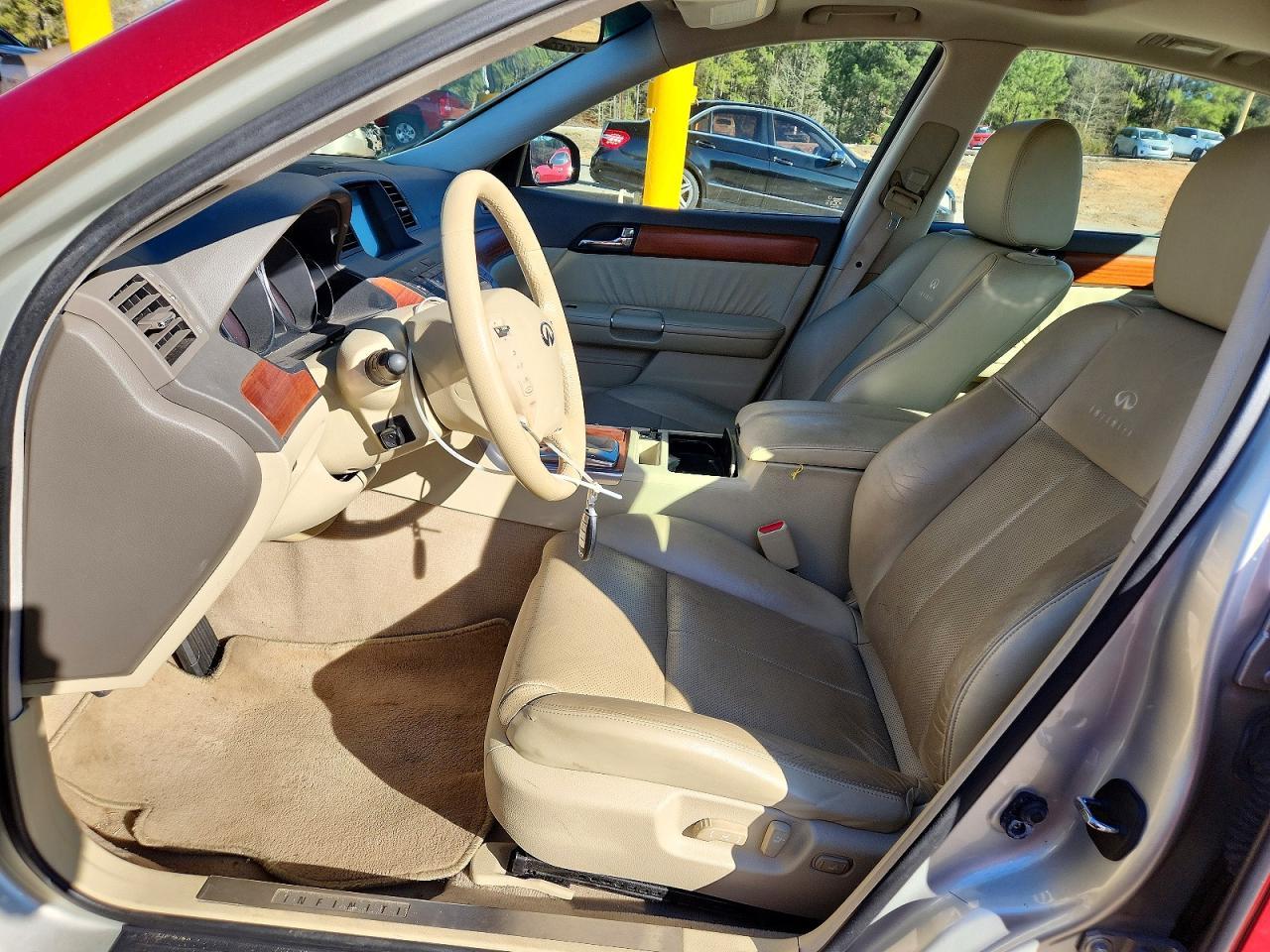 2007 Infiniti M35 Base - Image 7