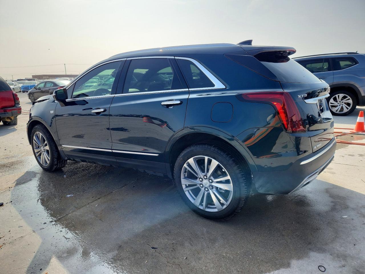 2025 Cadillac Xt5 Premium Luxury - Фото 2
