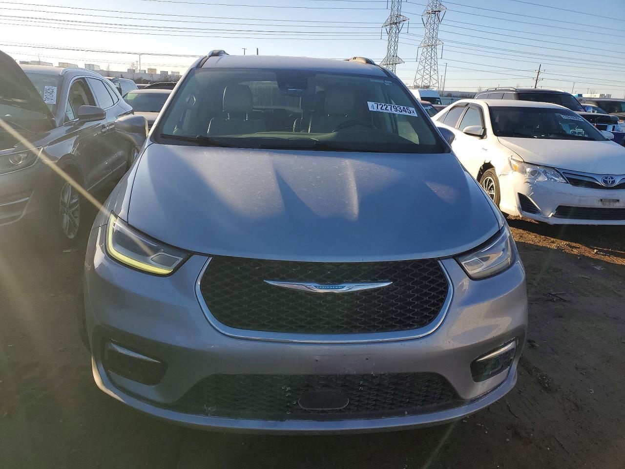 2021 Chrysler Pacifica Hybrid Touring L - Фото 5