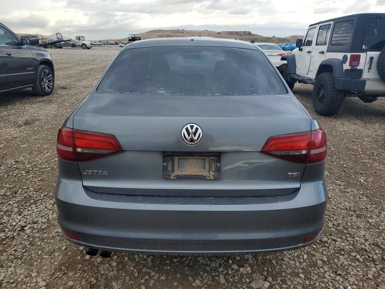 2017 Volkswagen Jetta S - Image 6