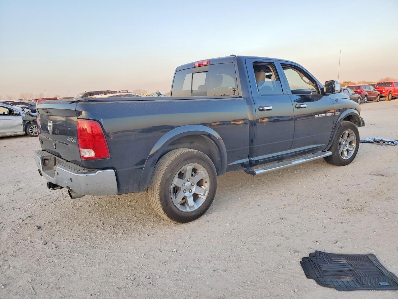 2011 Dodge Ram 1500 - Фото 3