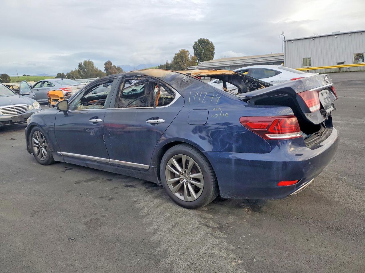 2013 Lexus Ls 460 - Фото 2