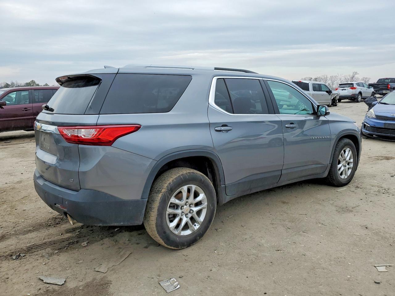 2018 Chevrolet Traverse Lt - Фото 3