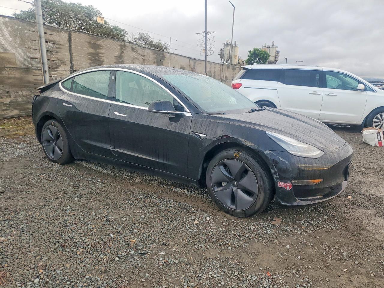 2019 Tesl Model 3 - Фото 4