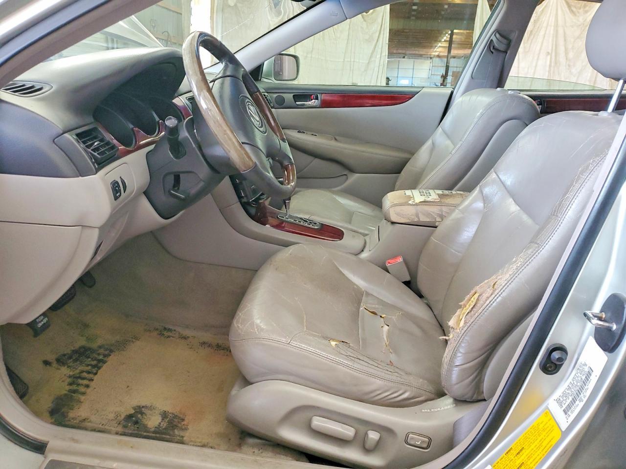 2002 Lexus Es 300 - Image 7