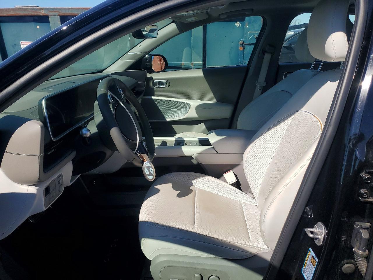 2024 Hyundai Ioniq 6 Limited - Image 7
