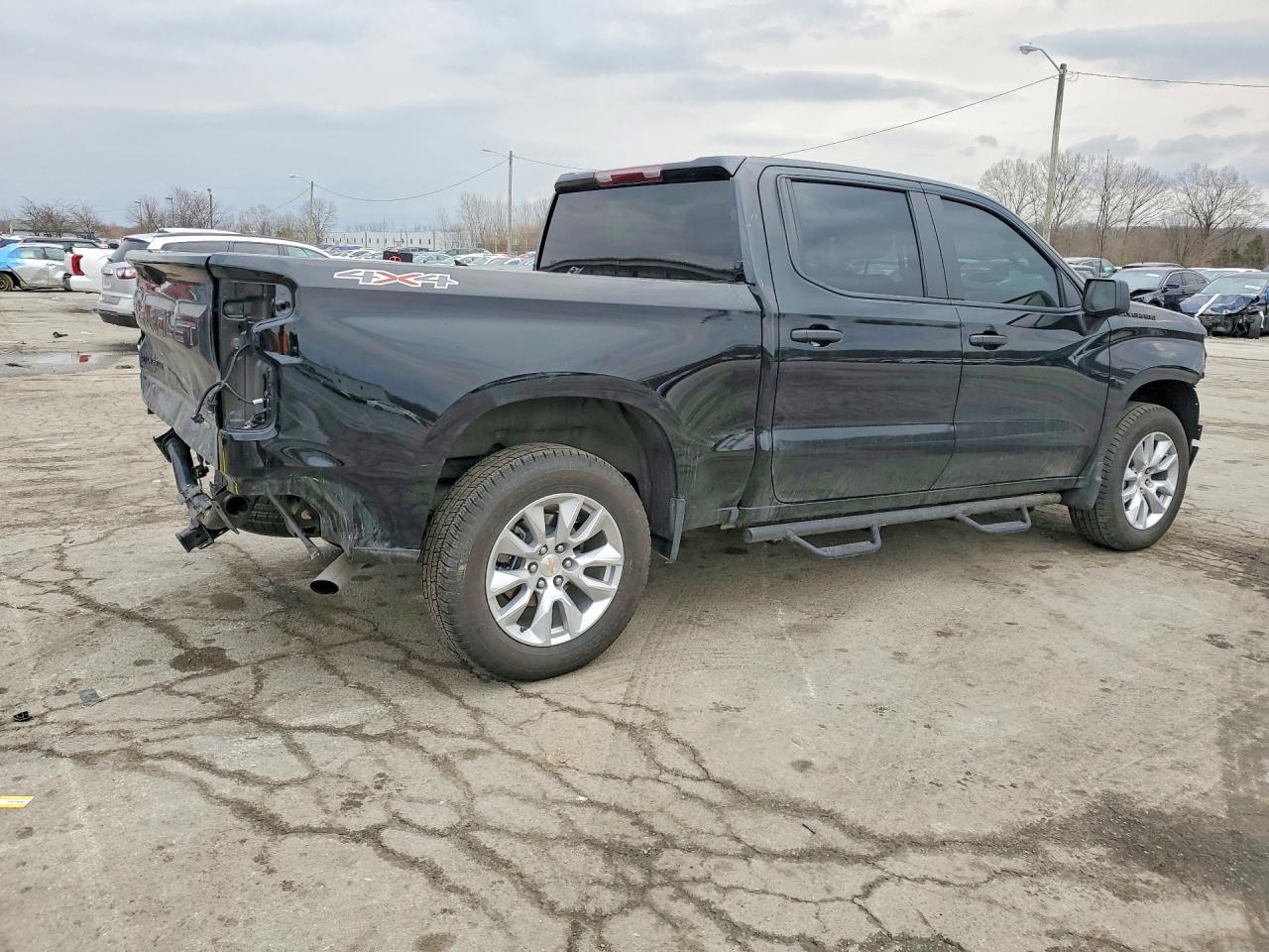 2025 Chevrolet Silverado K1500 Custom - Image 3