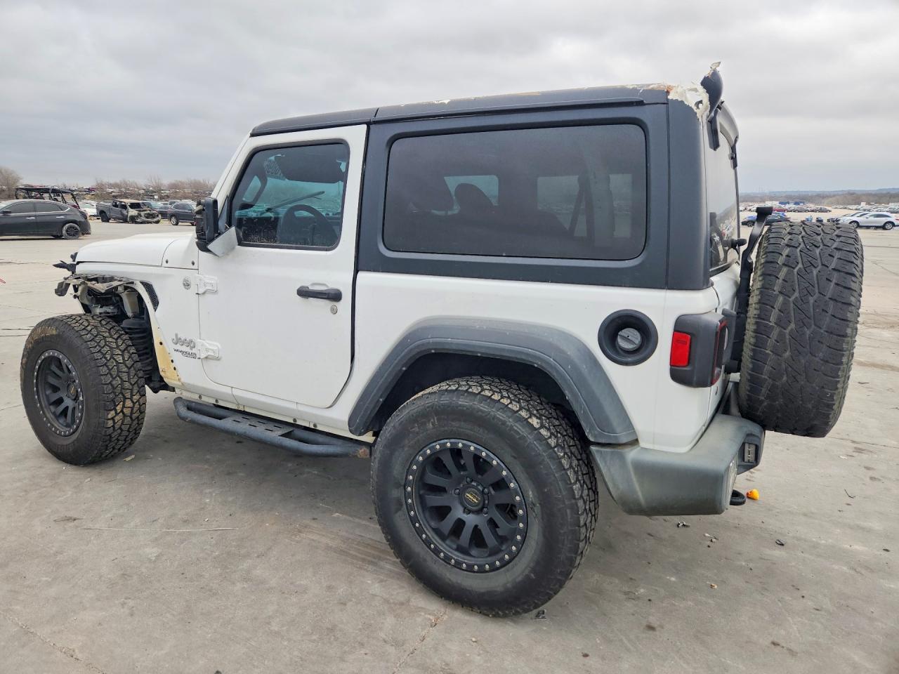 2019 Jeep Wrangler Sport - Фото 2