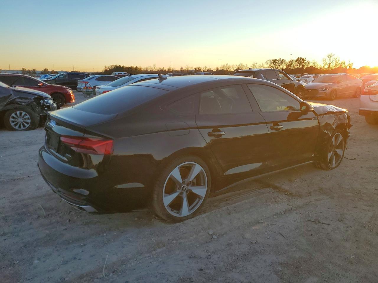 2021 Audi A5 Premium Plus 45 - Фото 3